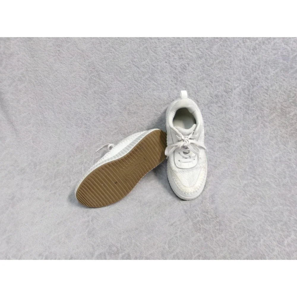 DreamPairs Women's White Textured Platform Sneakers Lace Up Chunky Sole Size 8.5